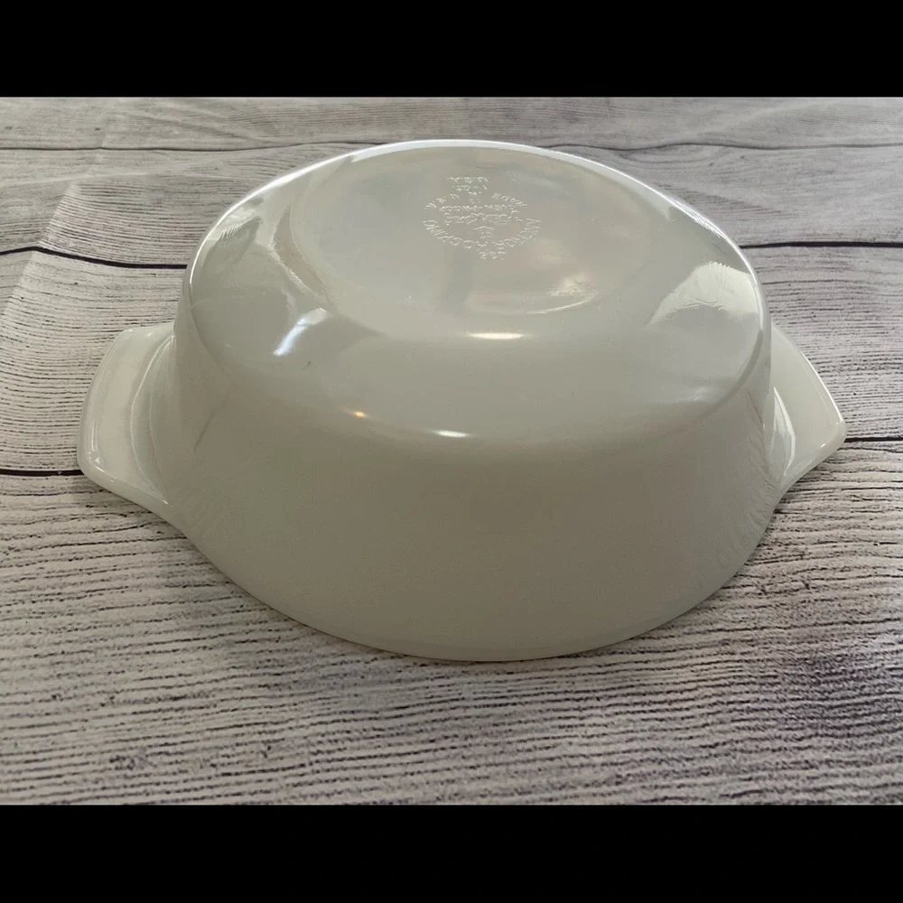 Vintage Anchor Hocking Fire King 1 QT Glass Dish Vegetable Print White Green